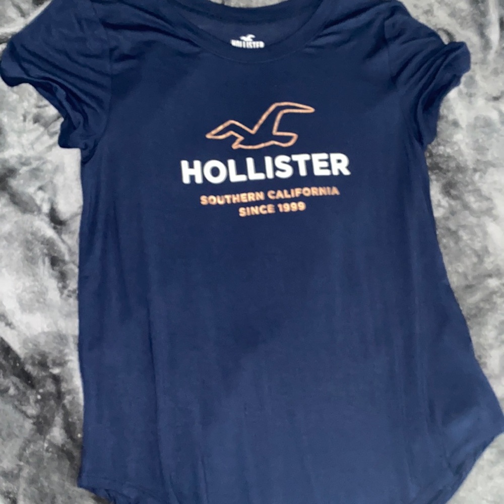 hollister shirt